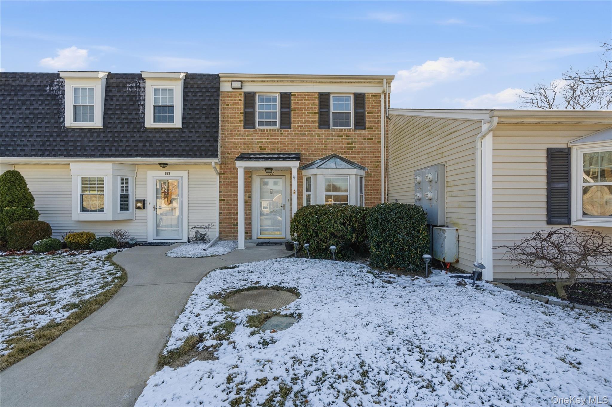 #2 photo, 170 Harbor, Amityville , NY 11701