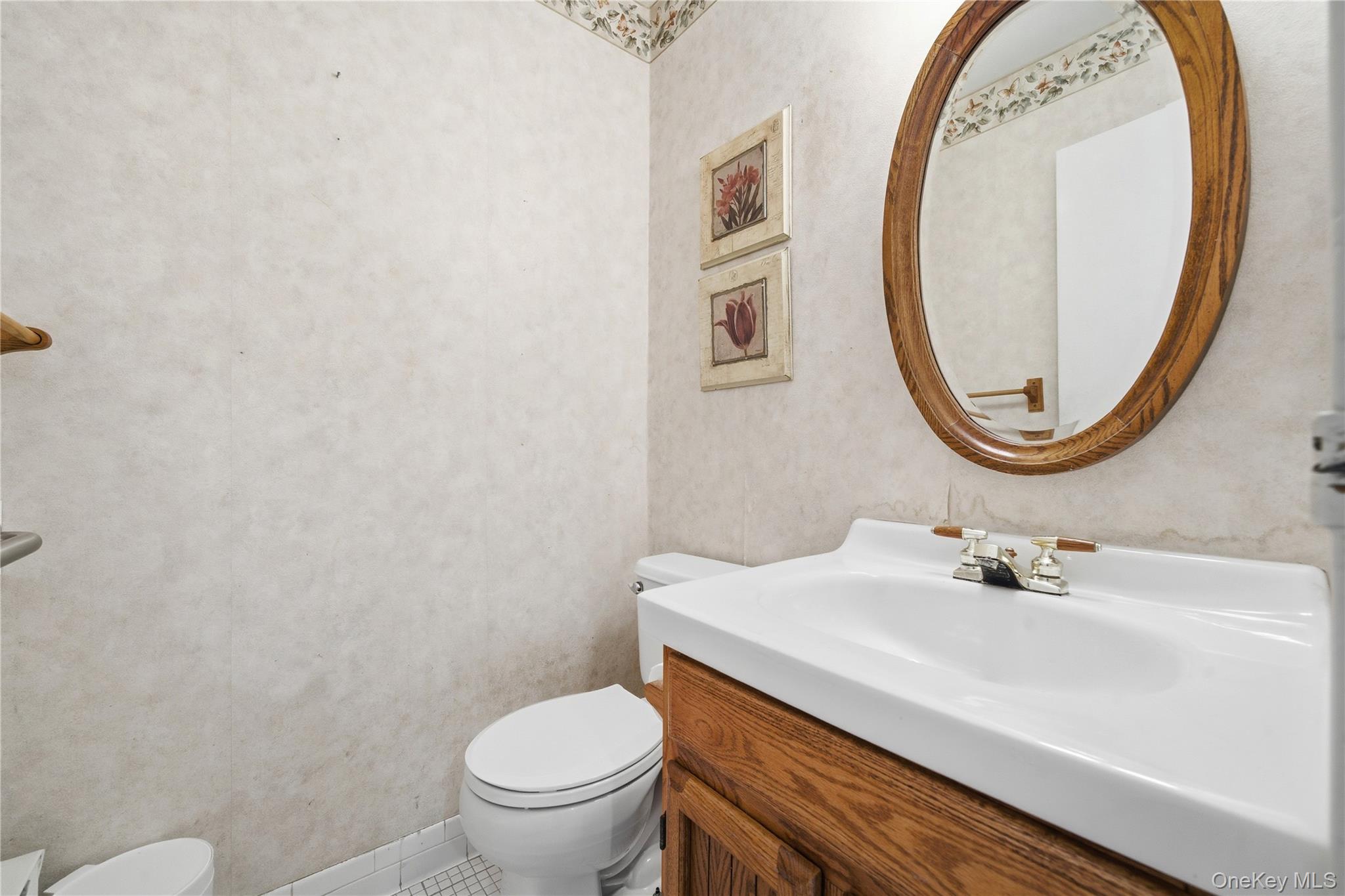 #6 photo, 170 Harbor, Amityville , NY 11701