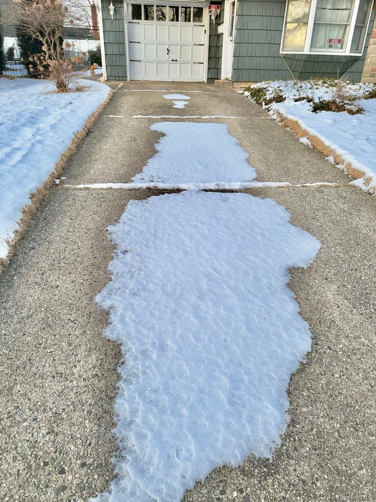 #5 photo, 107 Ball Park Lane, Hicksville , NY 11801