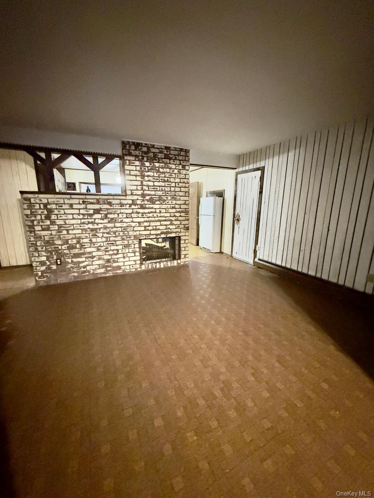 #8 photo, 107 Ball Park Lane, Hicksville , NY 11801