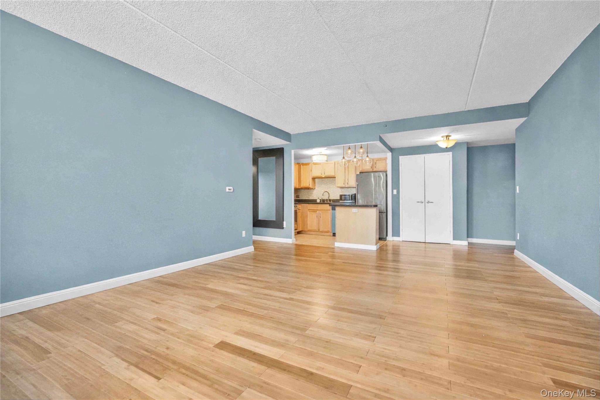 #11 photo, 3044 3rd Avenue, Bronx , NY 10451