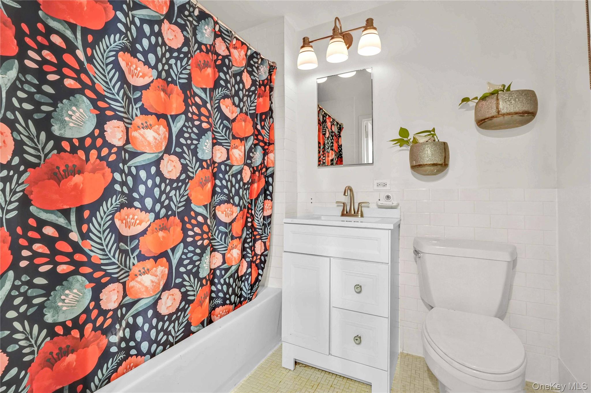 #13 photo, 3044 3rd Avenue, Bronx , NY 10451