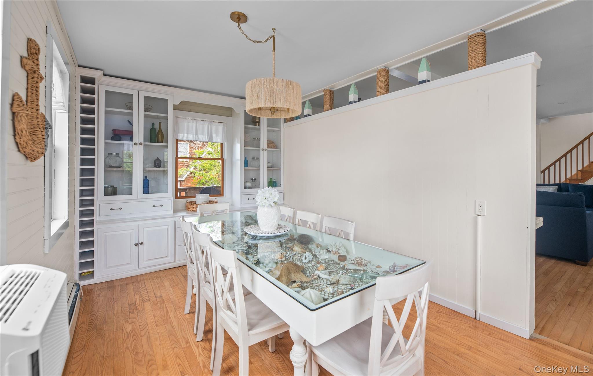 #5 photo, 639 Ocean Breeze Walk, Саффолк ‖ Ocean Beach , NY 11770