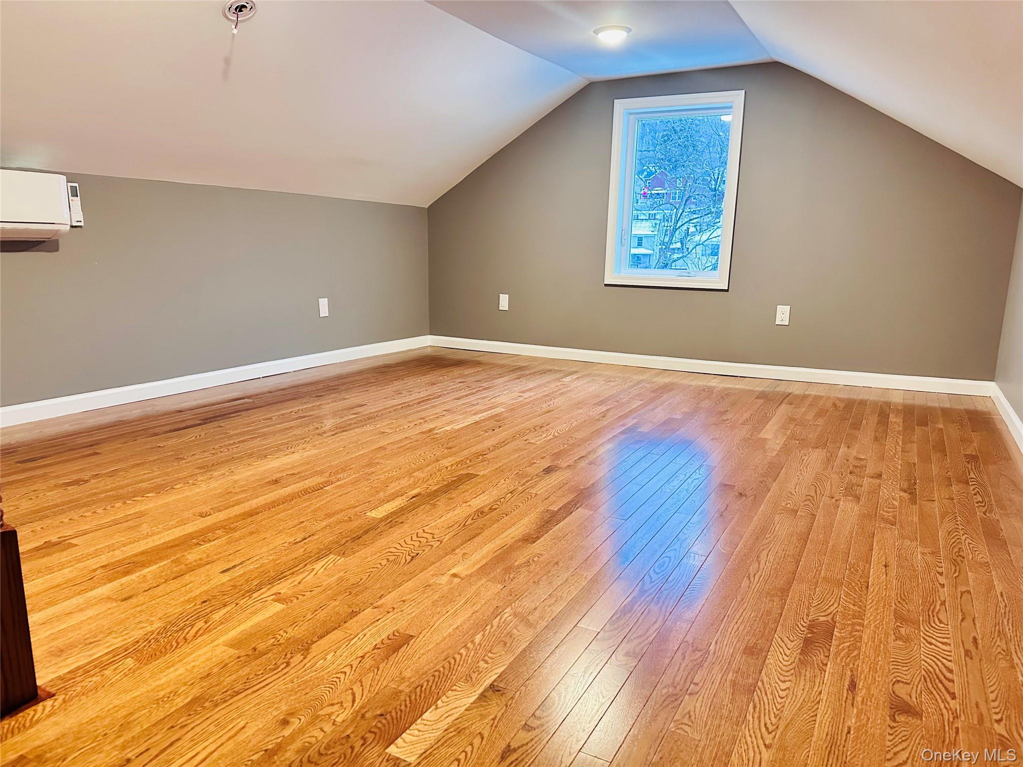 #4 photo, 35 Tobins Lane, Highland Falls , NY 10928