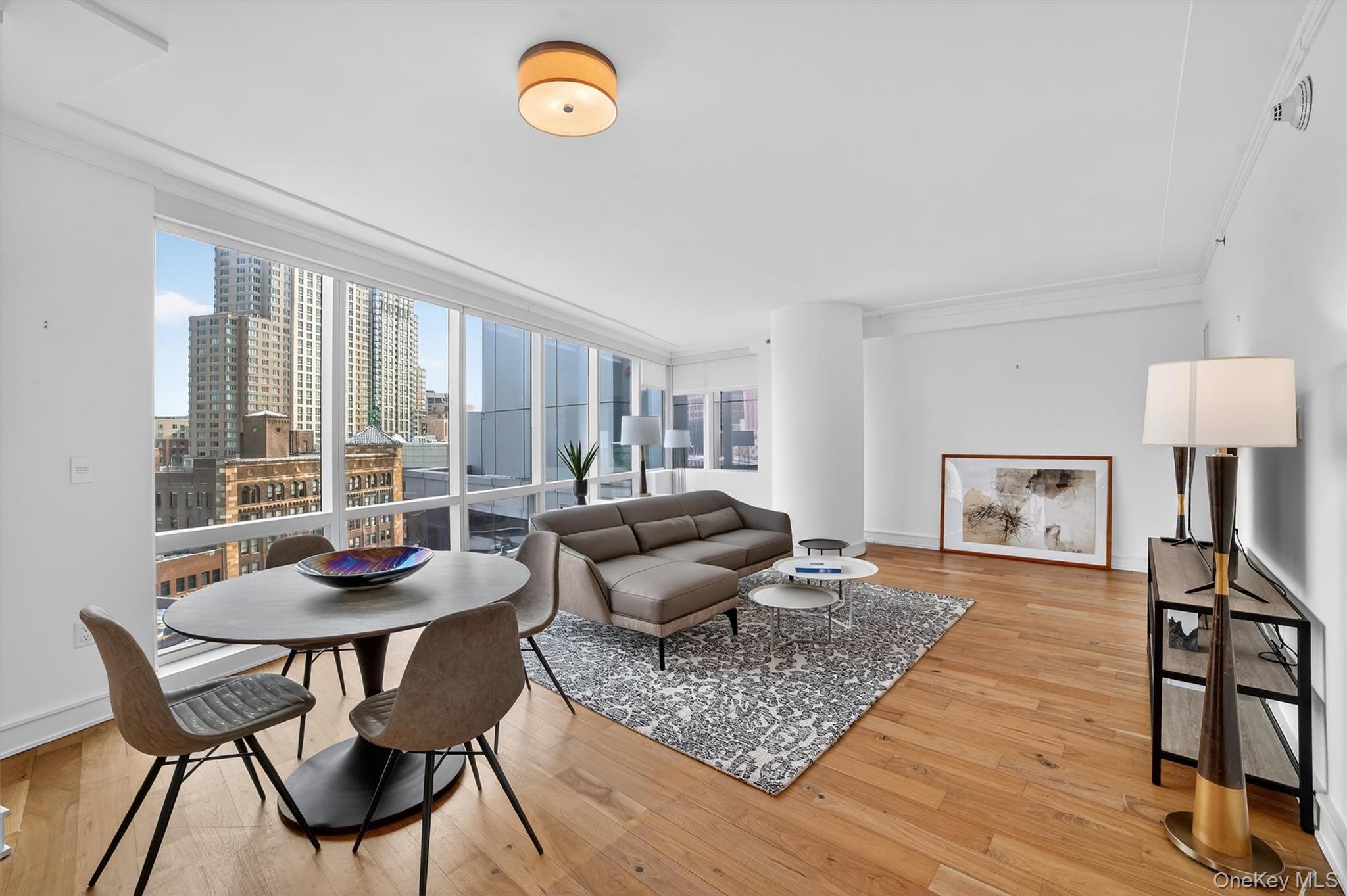 #4 photo, 5 Renaissance Square, White Plains , NY 10601