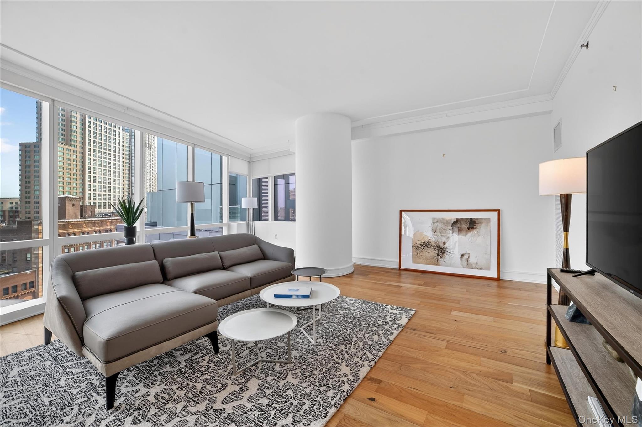 #5 photo, 5 Renaissance Square, White Plains , NY 10601