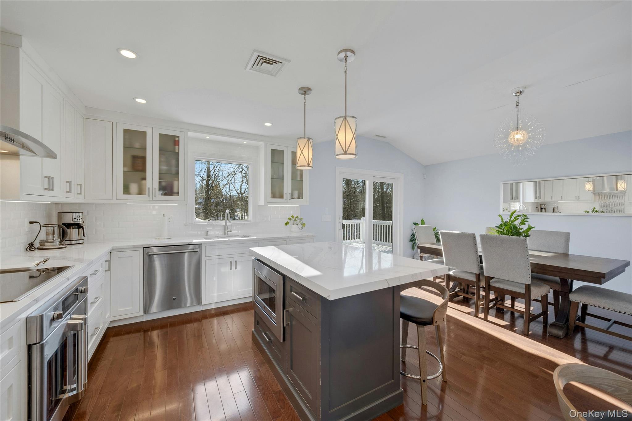 #11 photo, 30 Highclere Lane, Valhalla , NY 10595