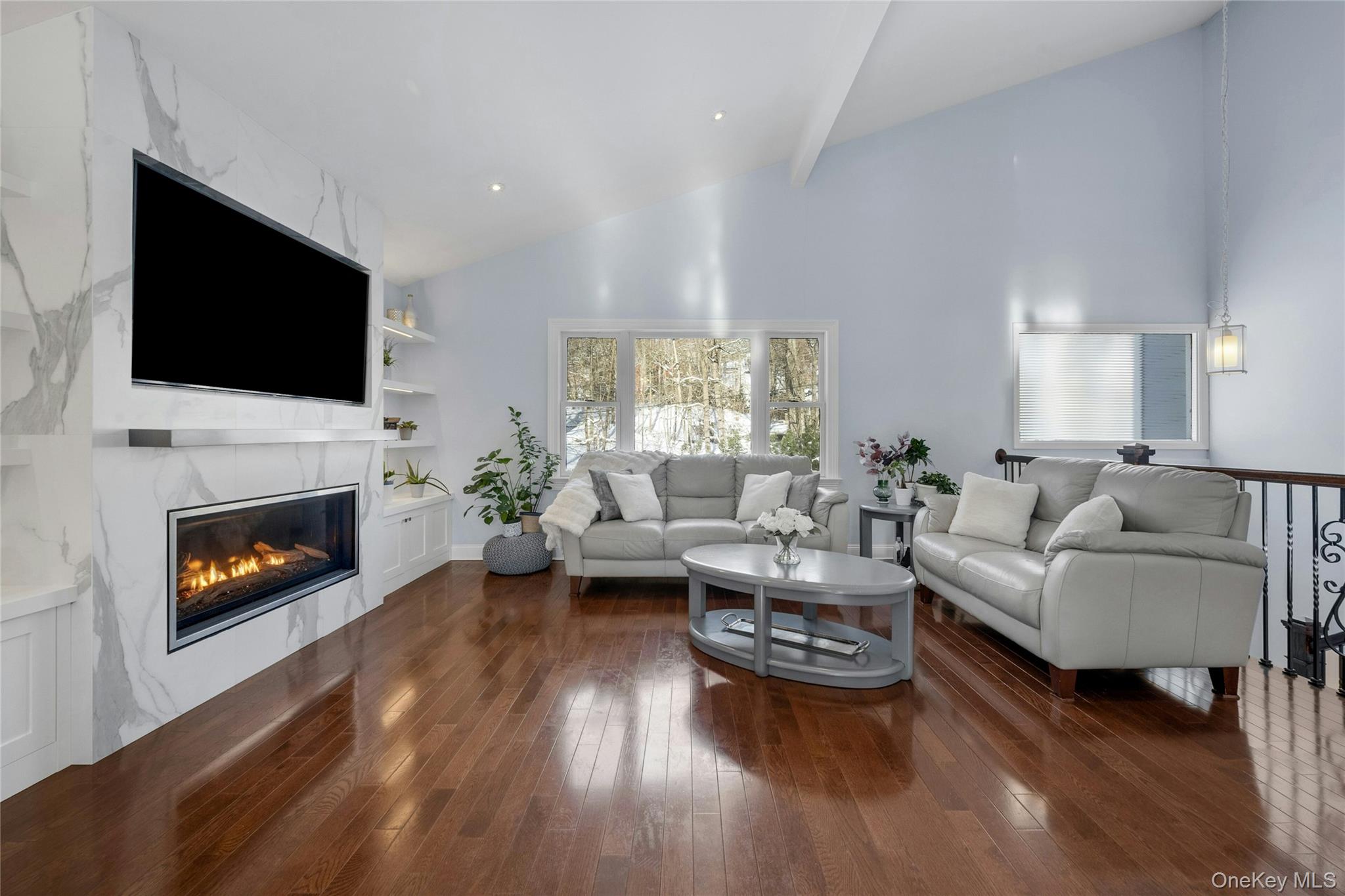 #6 photo, 30 Highclere Lane, Valhalla , NY 10595