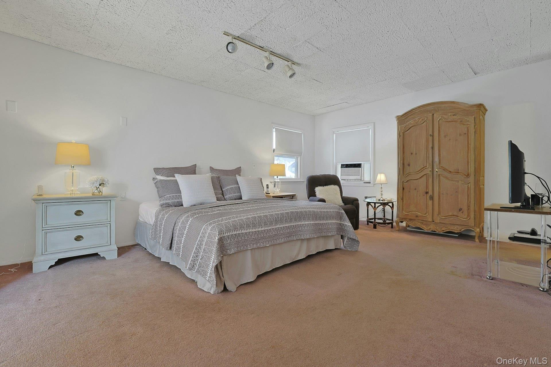 #17 photo, 32 Lambert Lane, New Rochelle , NY 10804