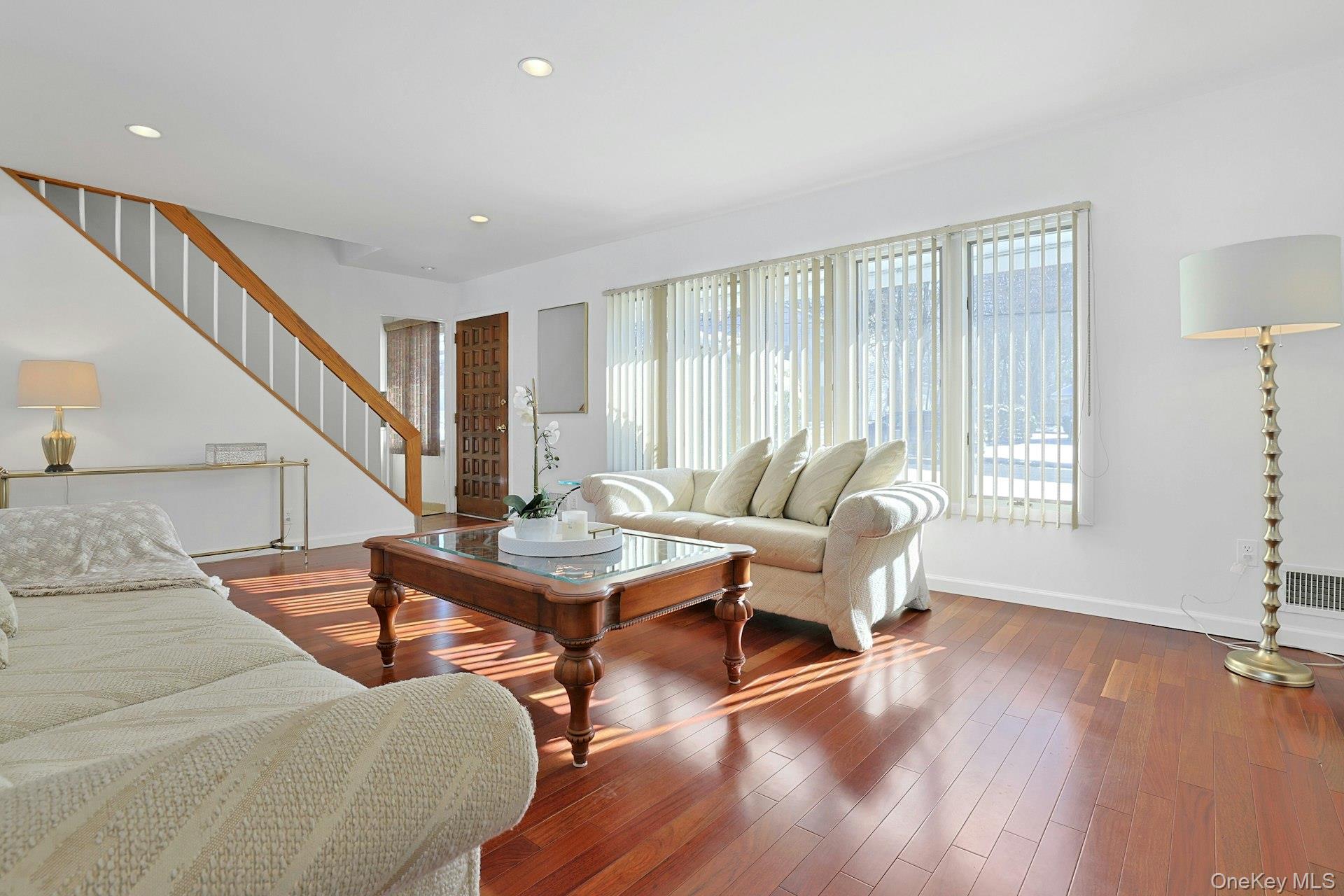 #5 photo, 32 Lambert Lane, New Rochelle , NY 10804