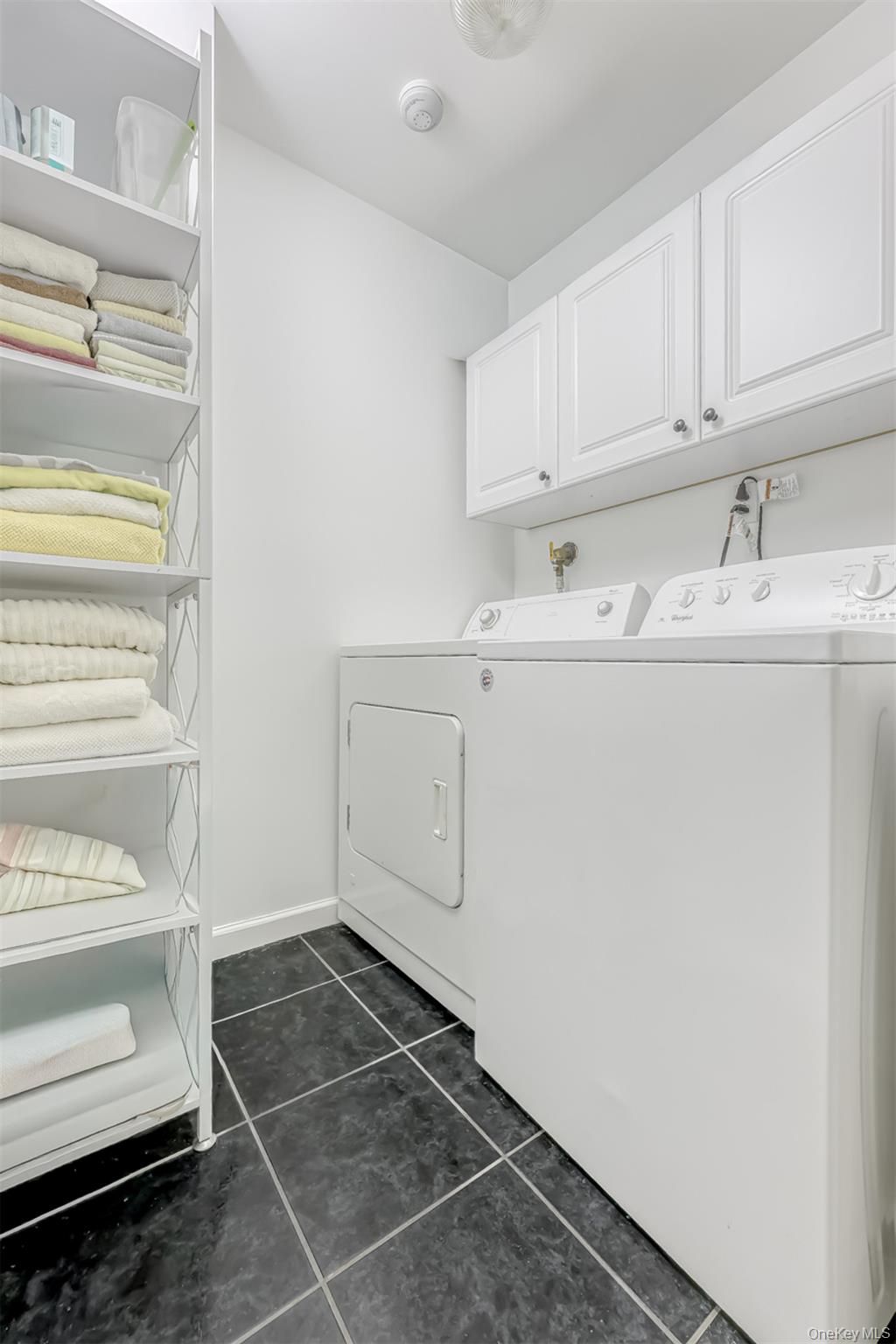 #11 photo, 8 Windsor Circle, New City , NY 10956