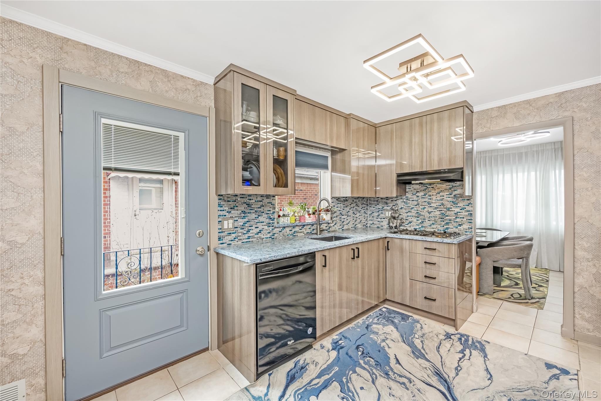 #4 photo, 7115 167th Street, Fresh Meadows , NY 11365