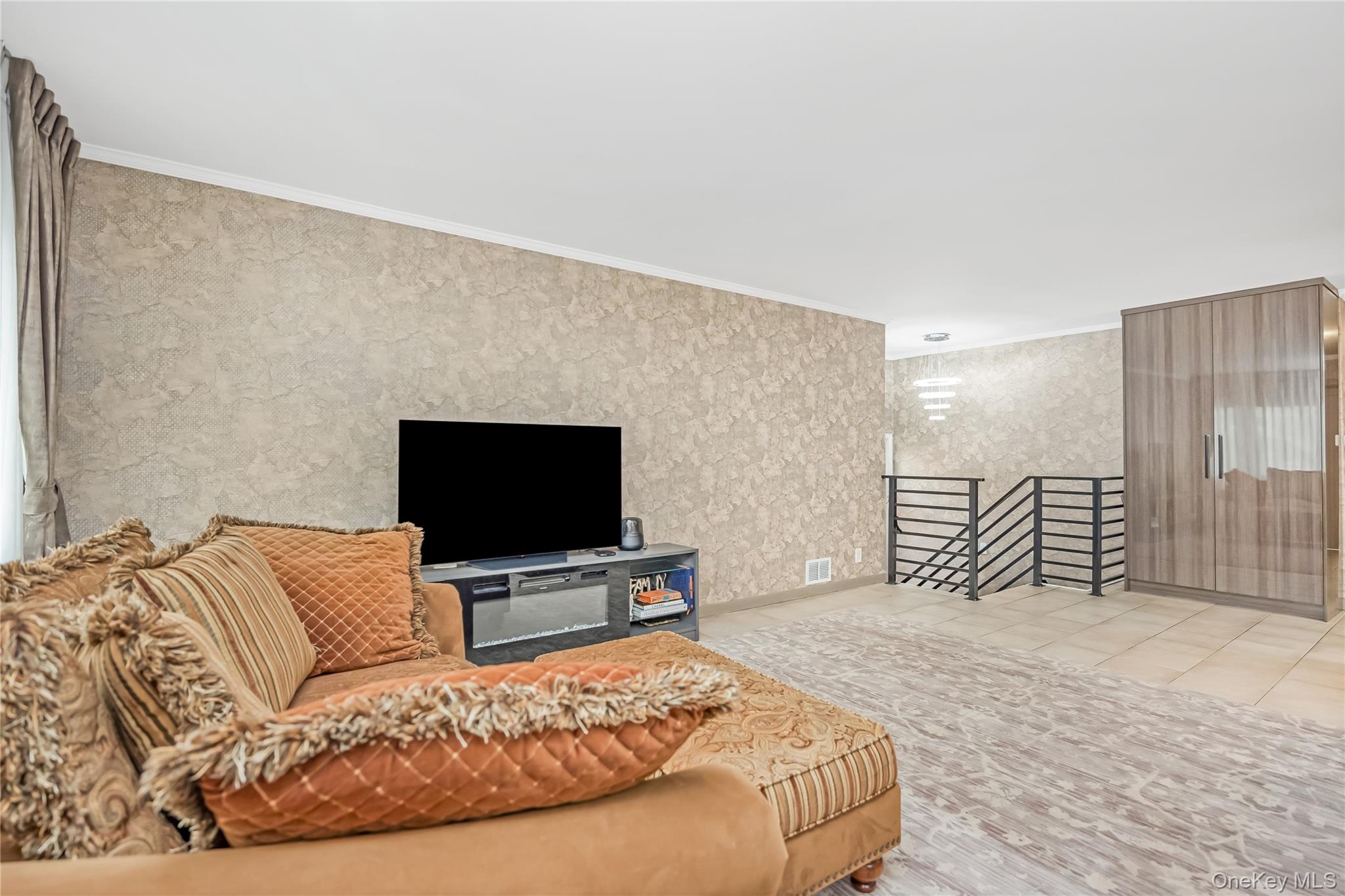 #9 photo, 7115 167th Street, Fresh Meadows , NY 11365