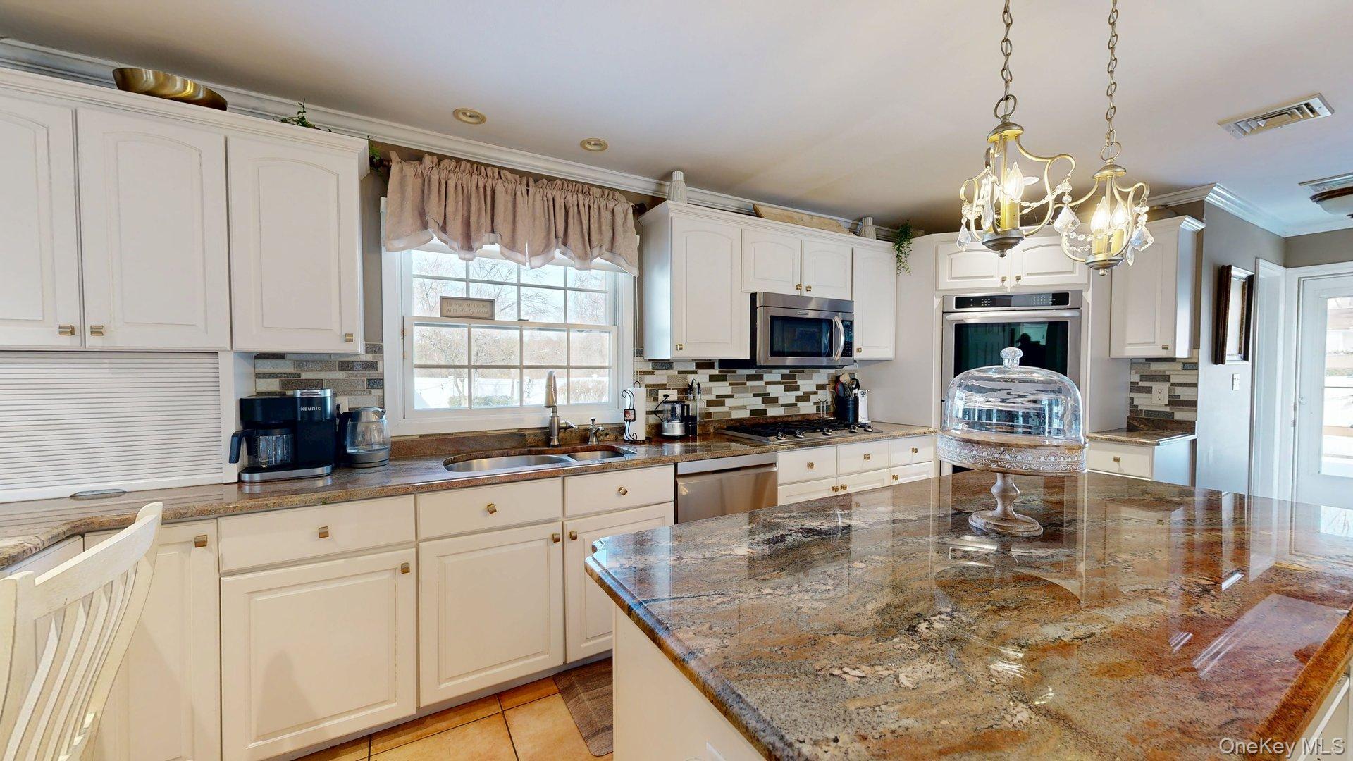 #9 photo, 6 Bea Street, Lake Grove , NY 11755