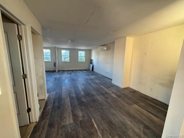 #4 photo, 149-07 14 Avenue, Whitestone , NY 11357