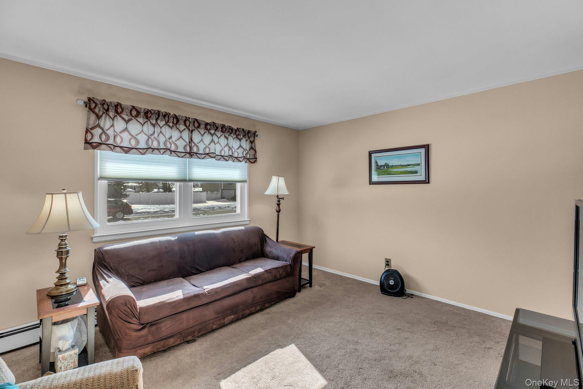 #14 photo, 238 Loop Drive, Sayville , NY 11782