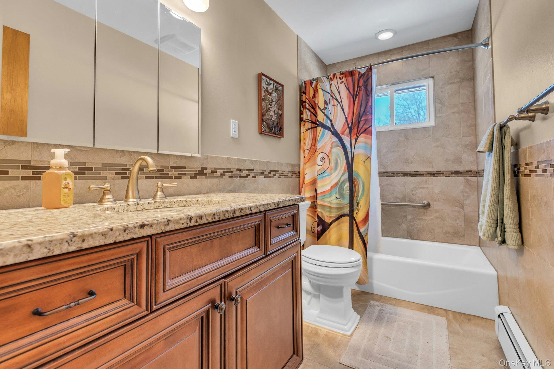 #16 photo, 238 Loop Drive, Sayville , NY 11782