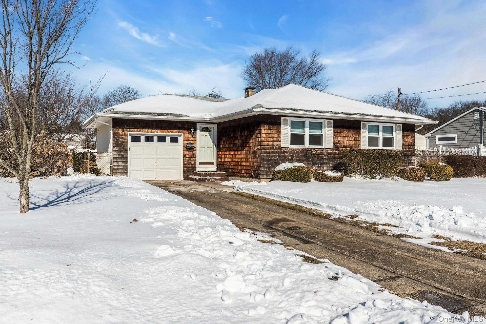 #2 photo, 238 Loop Drive, Sayville , NY 11782