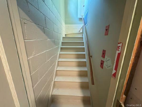 #16 photo, 1023 Pulaski Road, East Northport , NY 11731