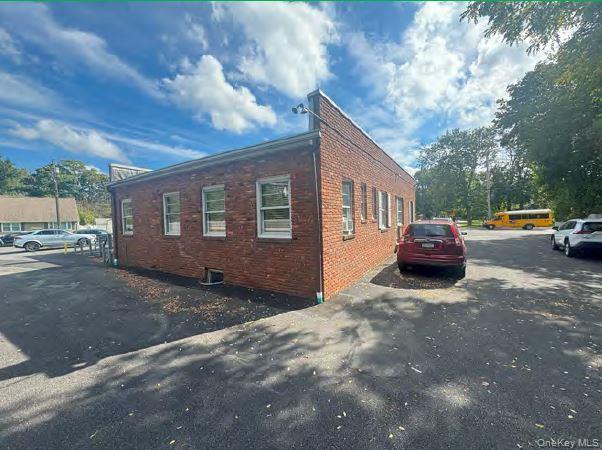 #2 photo, 1023 Pulaski Road, East Northport , NY 11731