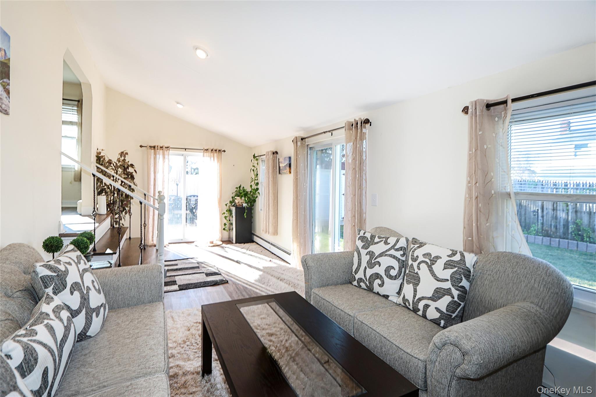 #17 photo, 169 N 6th Street, Bethpage , NY 11714