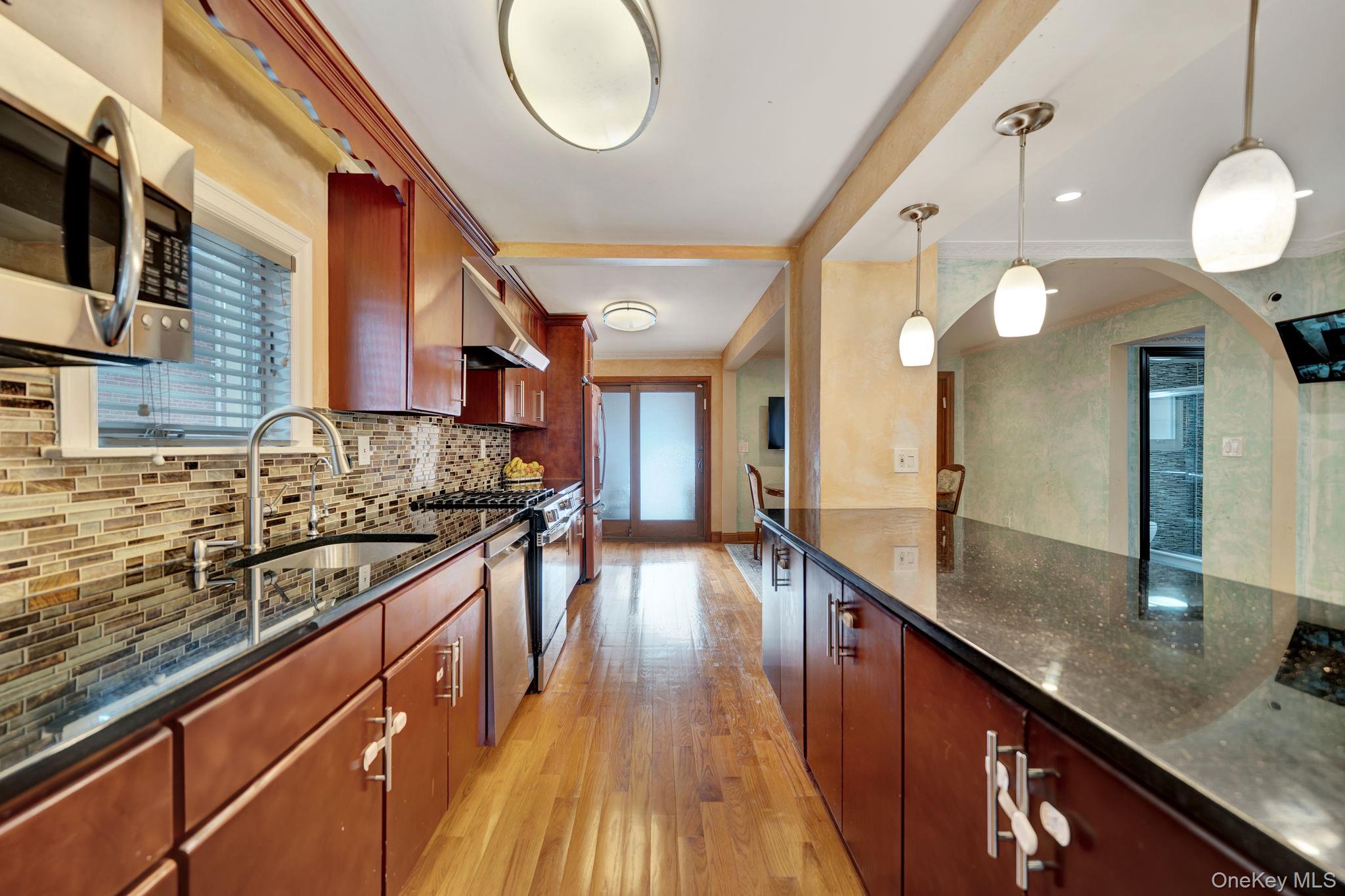 #11 photo, 188-14 McLaughlin Avenue, Holliswood , NY 11423