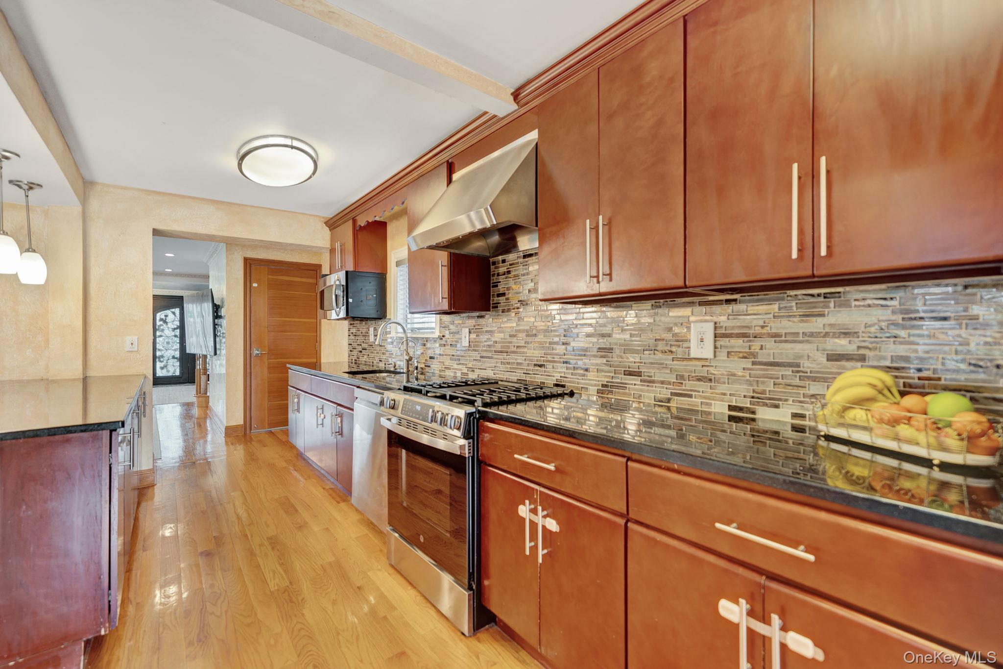 #13 photo, 188-14 McLaughlin Avenue, Holliswood , NY 11423