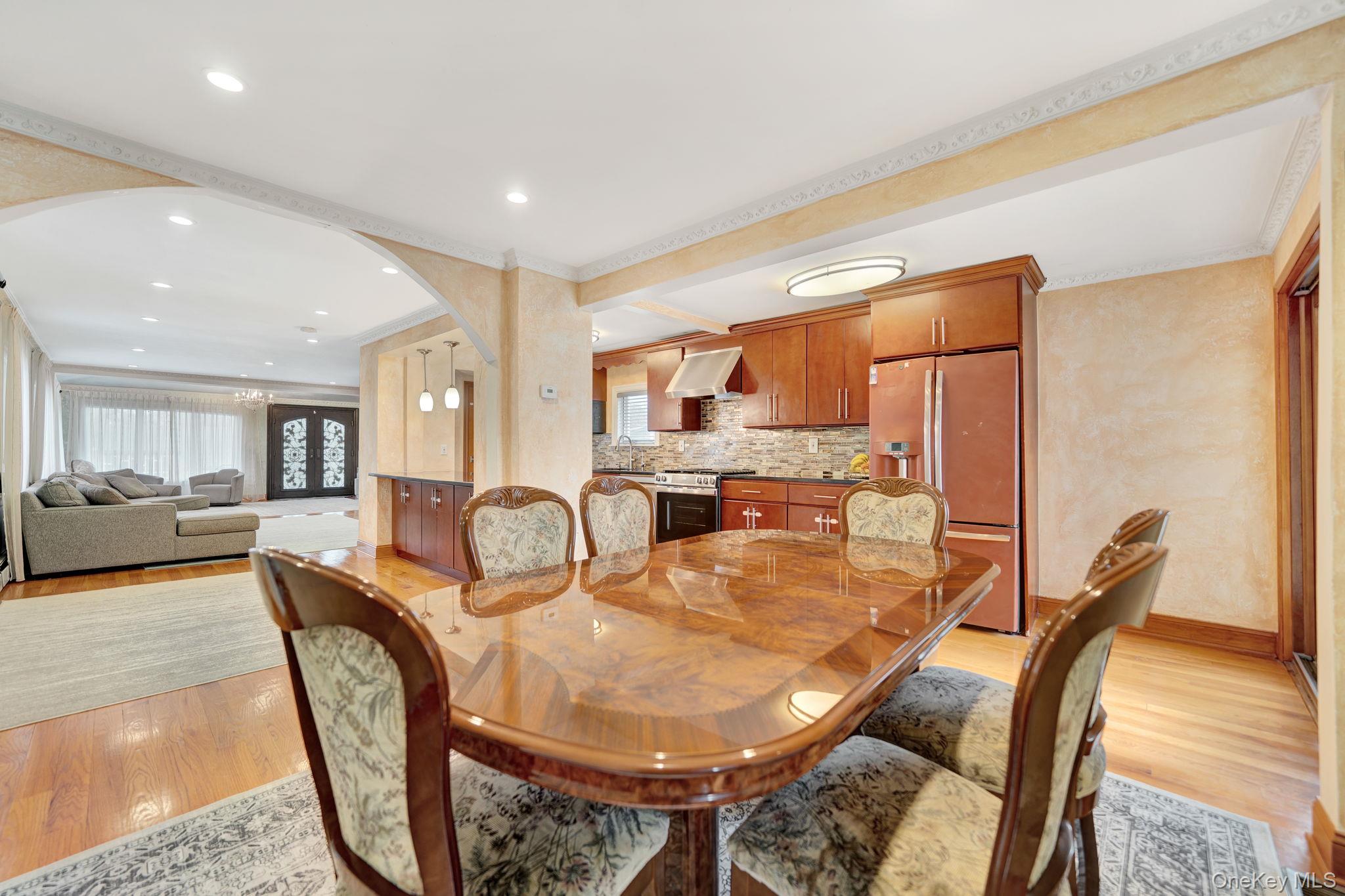 #15 photo, 188-14 McLaughlin Avenue, Holliswood , NY 11423