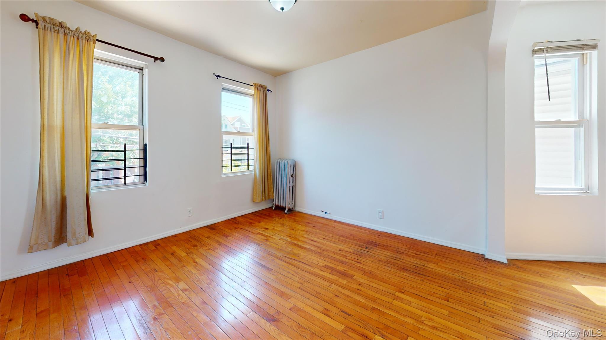 #6 photo, 146-19 Lakewood Avenue, Куинс ‖ Jamaica , NY 11435