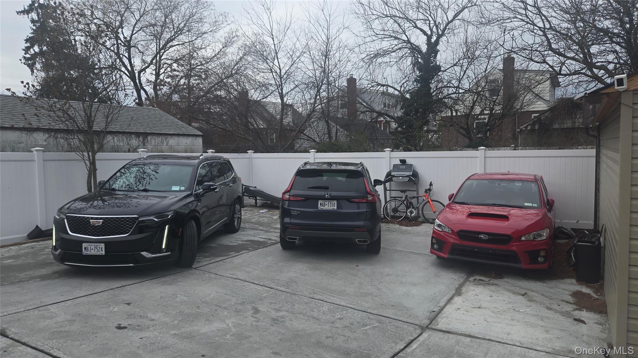 #4 photo, 277 Elmont Road, Elmont , NY 11003