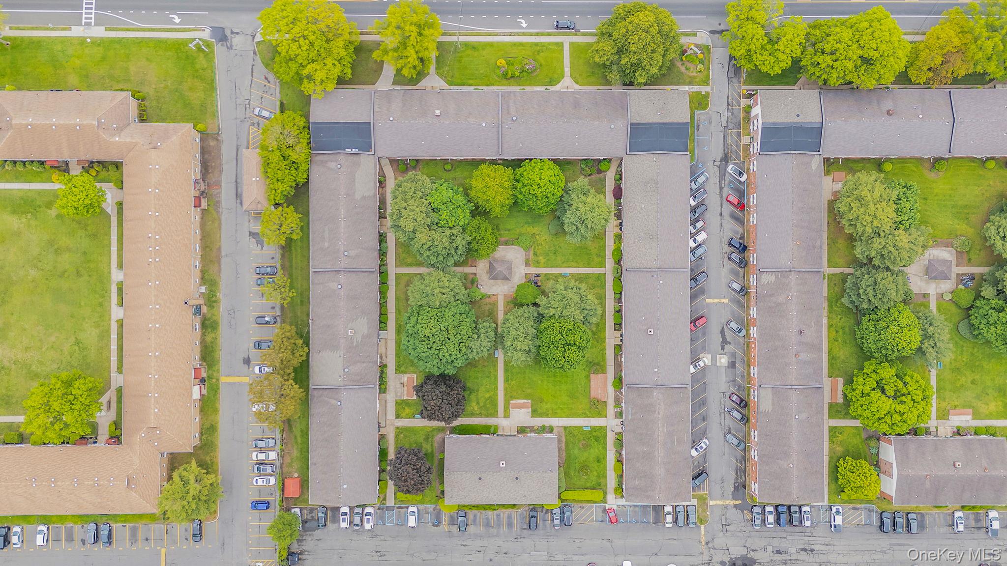 #11 photo, 2453 Union Boulevard, Islip , NY 11751