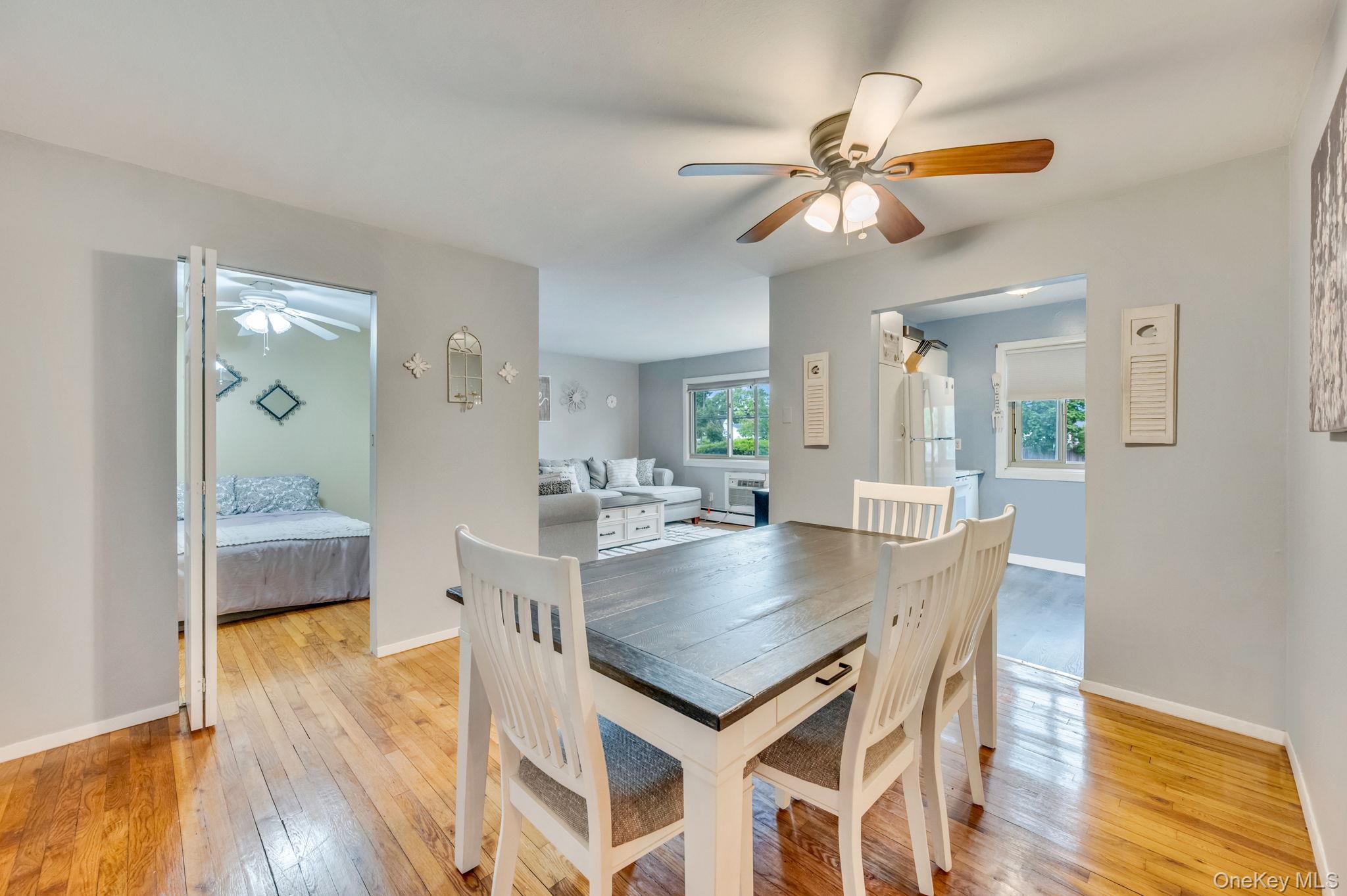 #16 photo, 2453 Union Boulevard, Islip , NY 11751