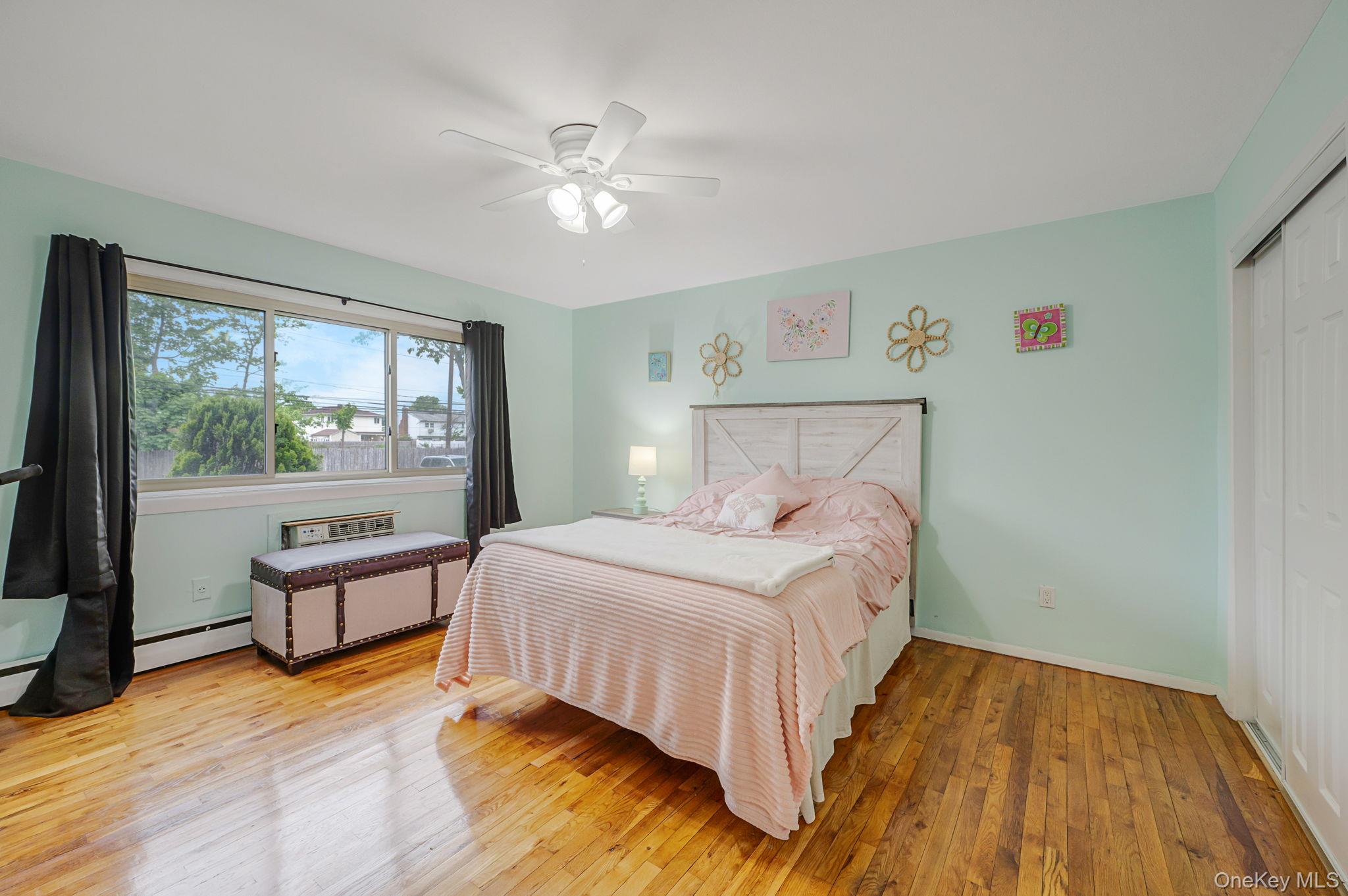 #20 photo, 2453 Union Boulevard, Islip , NY 11751