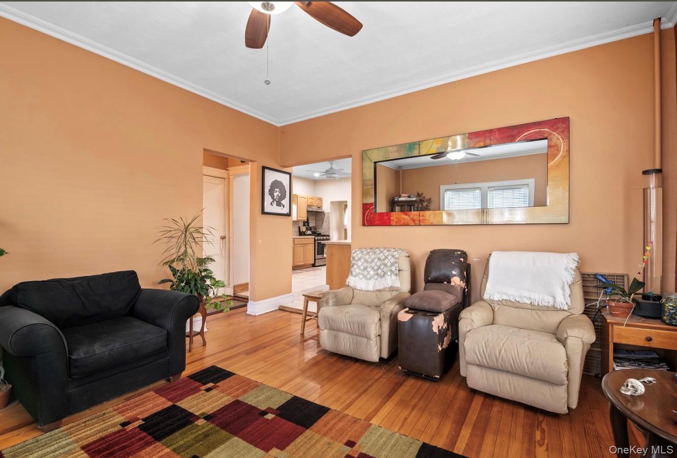 #10 photo, 5 Cedar Avenue, Farmingdale , NY 11735