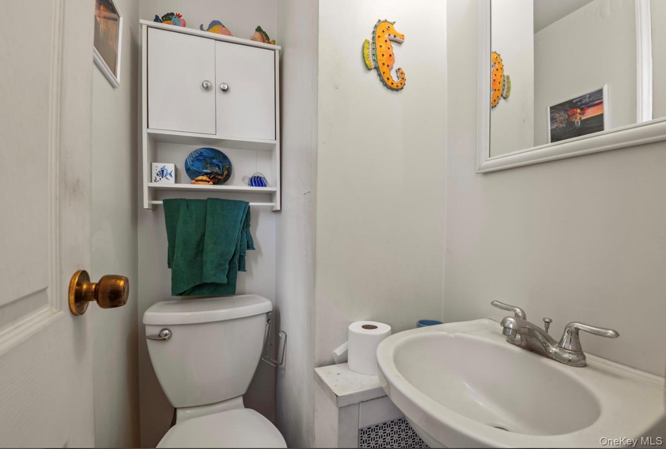 #11 photo, 5 Cedar Avenue, Farmingdale , NY 11735