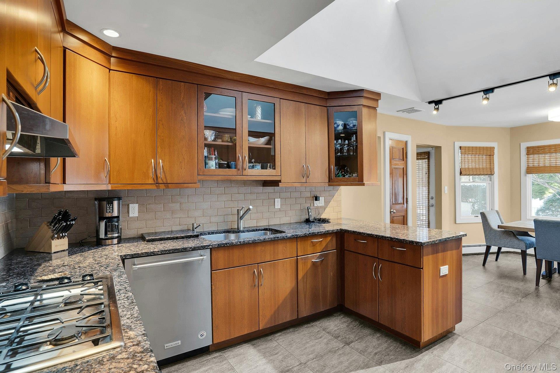 #20 photo, 48 Randolph Drive, Dix Hills , NY 11746