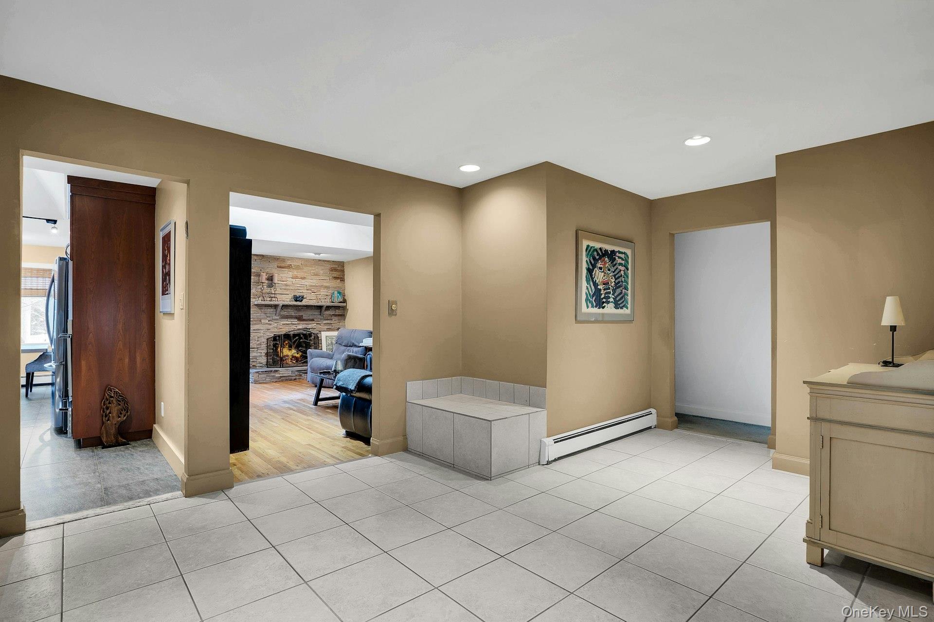 #7 photo, 48 Randolph Drive, Dix Hills , NY 11746