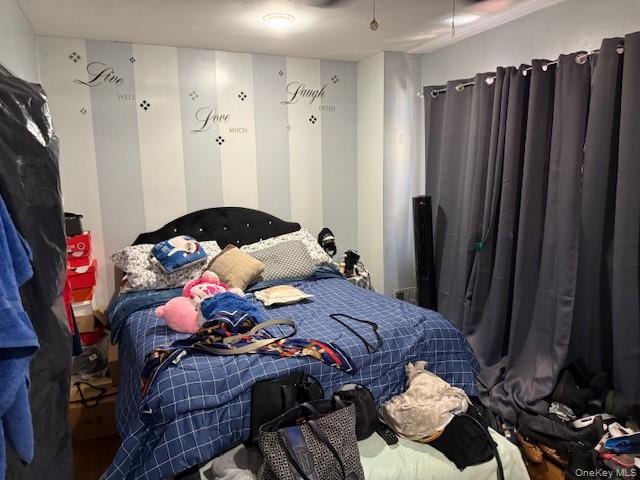 #13 photo, 2120 Clinton, Bronx , NY 10457