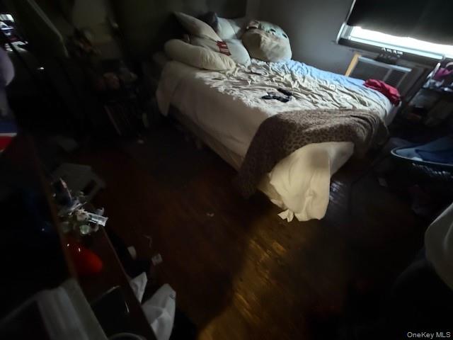 #17 photo, 2120 Clinton, Bronx , NY 10457
