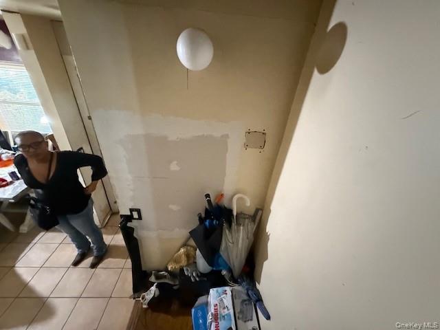 #18 photo, 2120 Clinton, Bronx , NY 10457