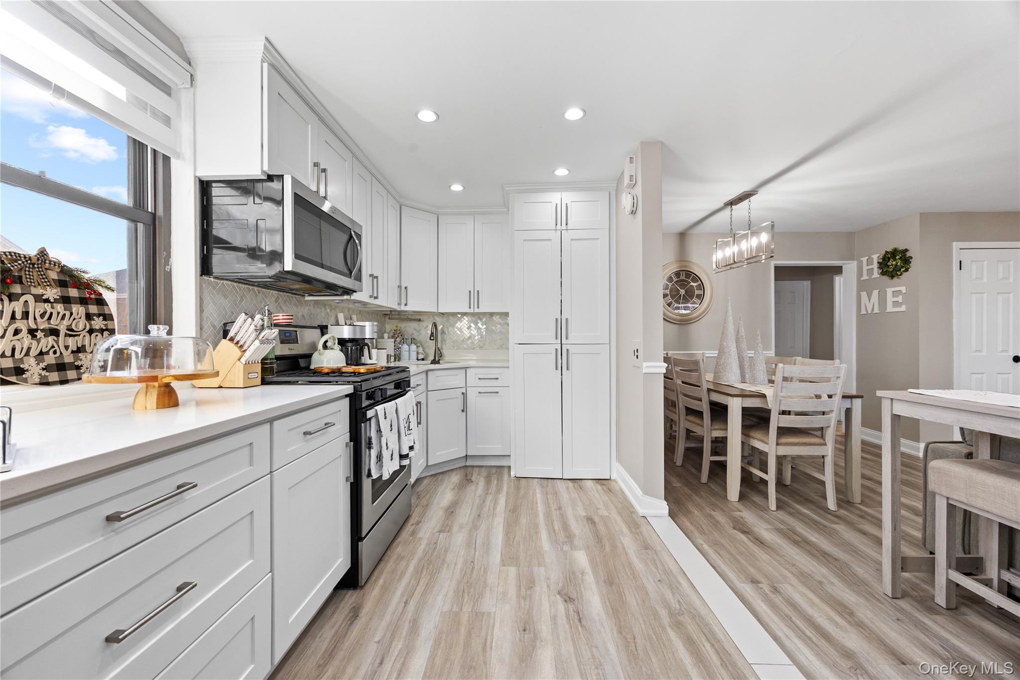 #16 photo, 160-08 16th Avenue, Whitestone , NY 11357