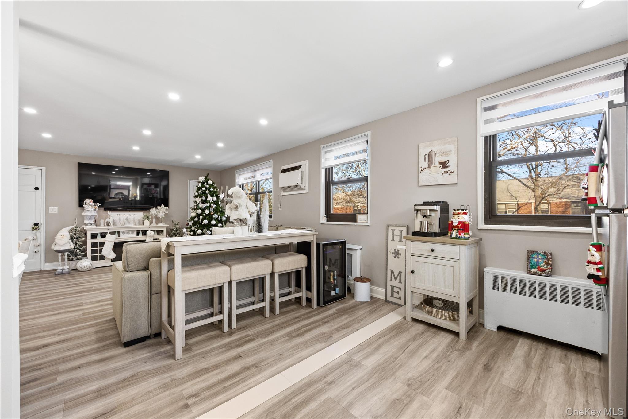 #17 photo, 160-08 16th Avenue, Whitestone , NY 11357