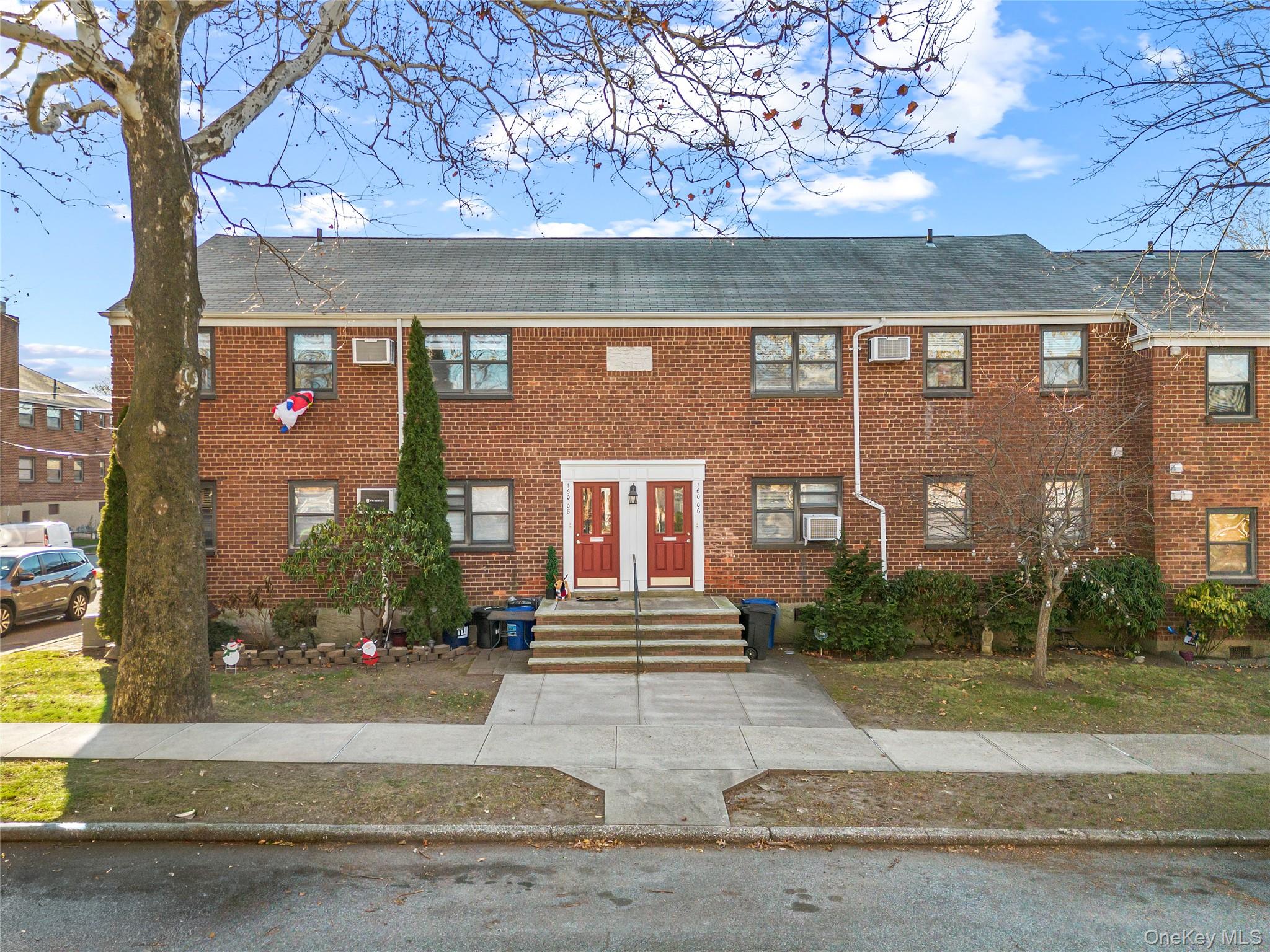 #2 photo, 160-08 16th Avenue, Whitestone , NY 11357