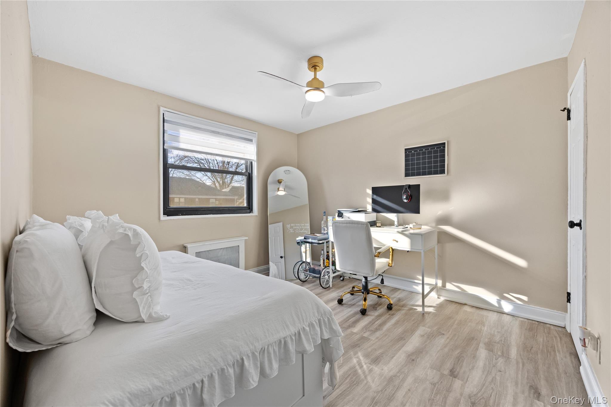 #7 photo, 160-08 16th Avenue, Whitestone , NY 11357