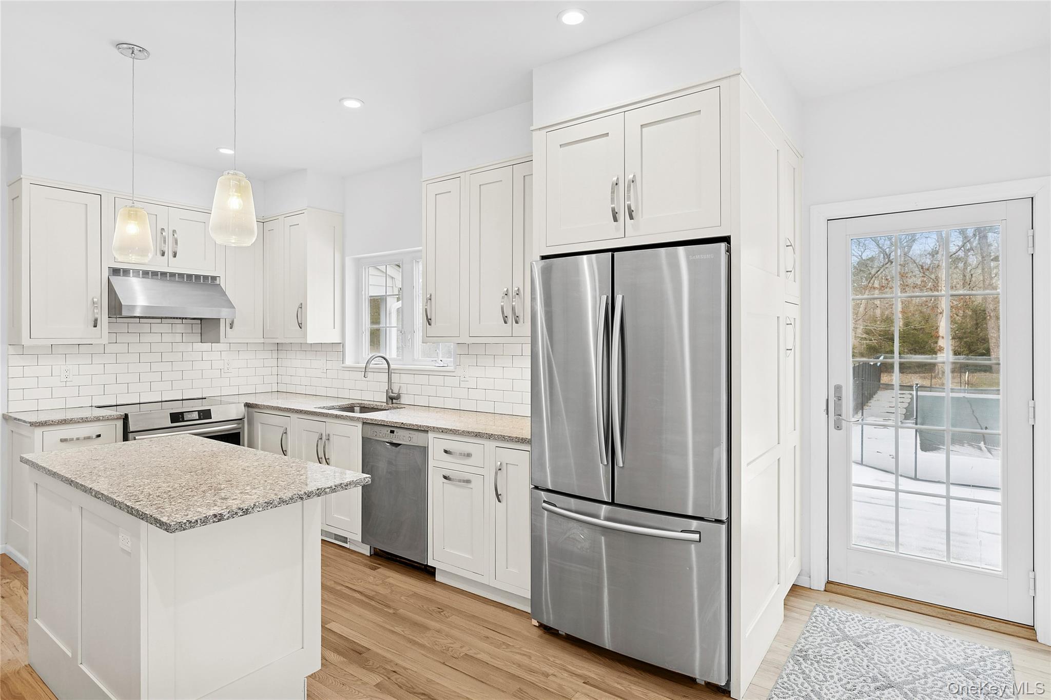 #11 photo, 97 Spring Close Highway, East Hampton , NY 11937