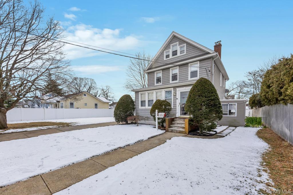 #1 photo, 218 Woodlawn Road, West Hempstead , NY 11552