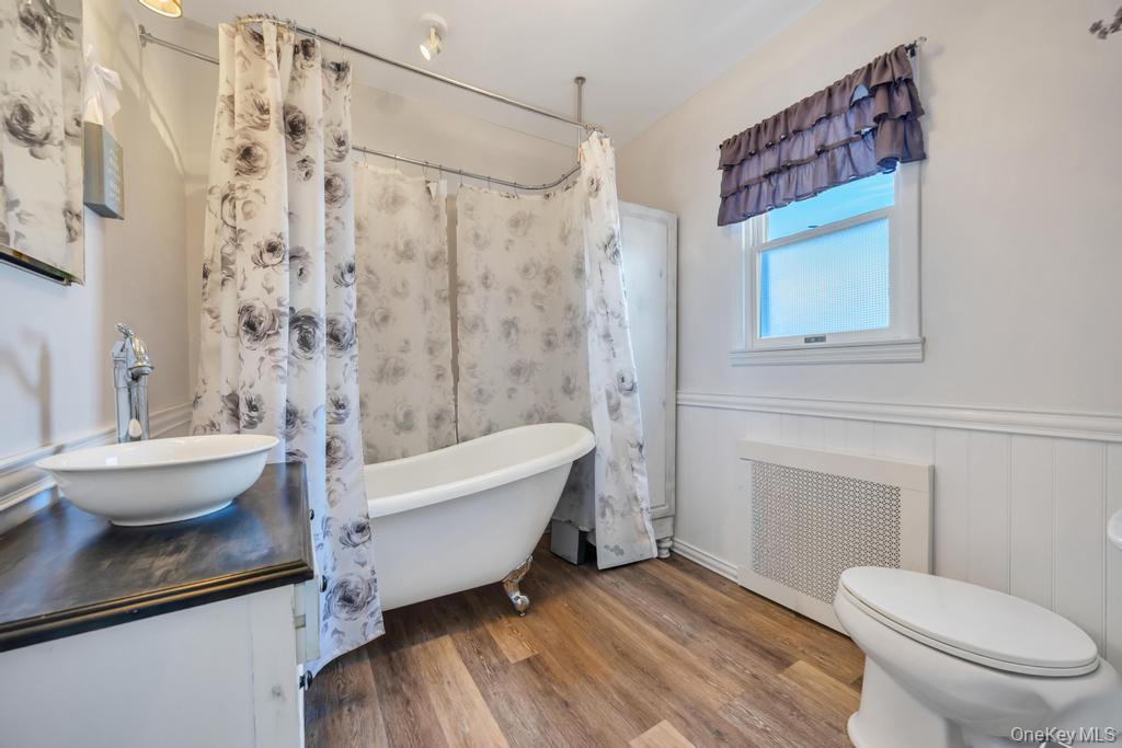 #19 photo, 218 Woodlawn Road, West Hempstead , NY 11552