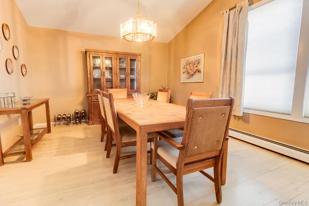 #15 photo, 14 Hills Park Lane, Smithtown , NY 11787