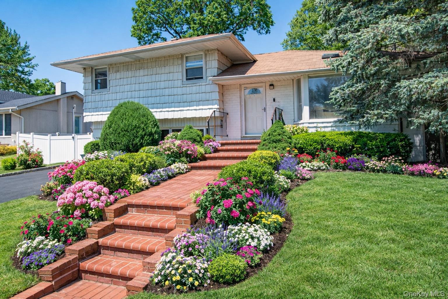 #1 photo, 36 Middle Lane, Jericho , NY 11753