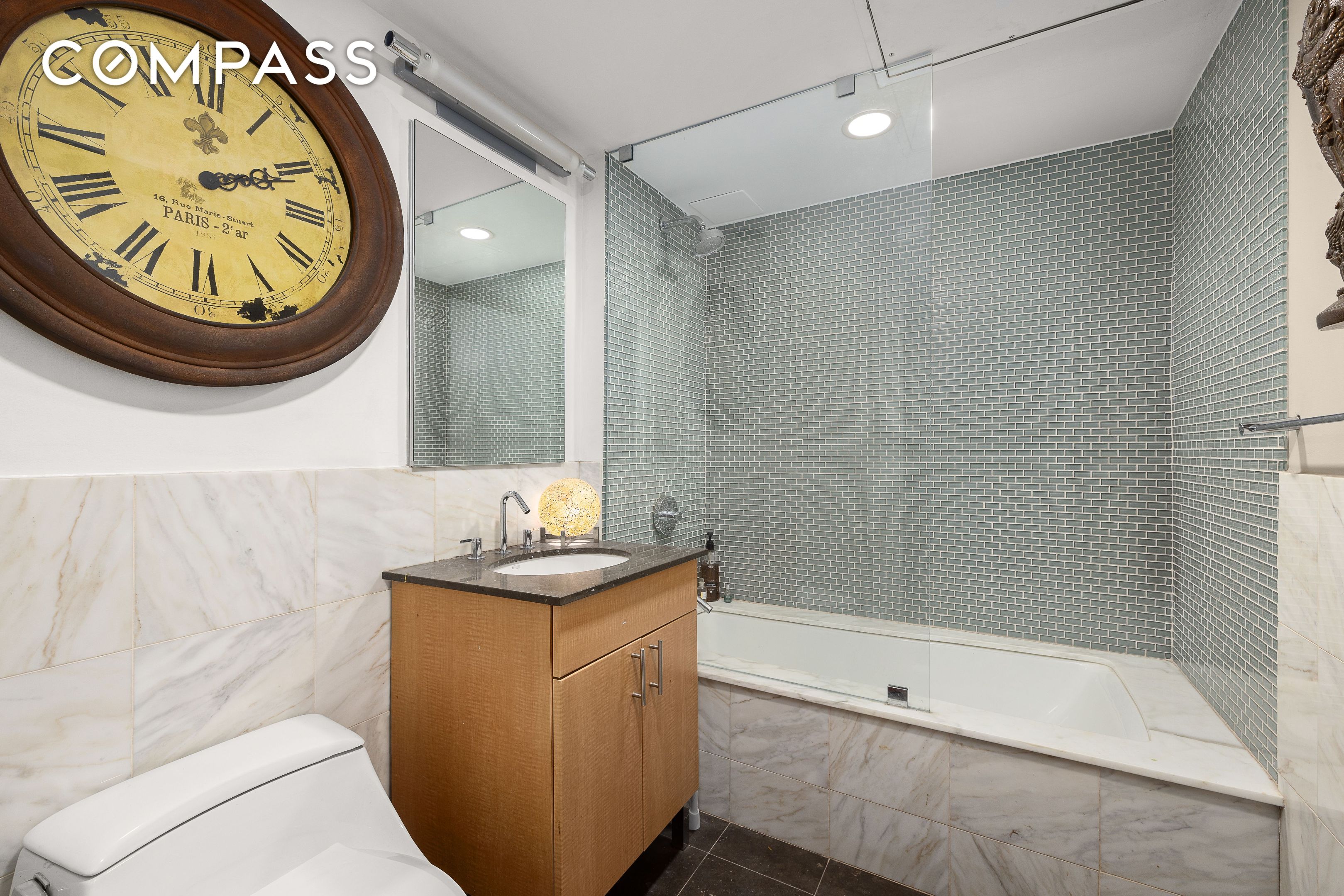 #10 photo, 2056 5th Avenue, Central Harlem , NY 10035